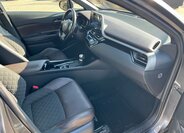 Toyota C-HR SUV / Terénní 1,8 l 72 kw