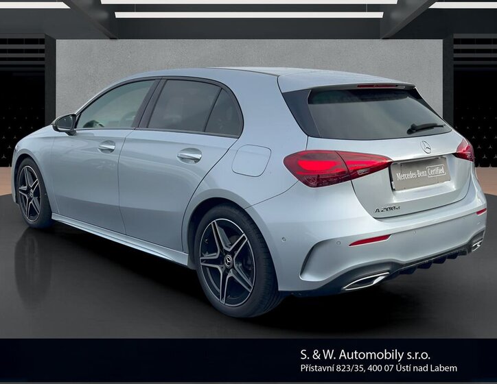 Mercedes-Benz Třídy A Hatchback 2,0 l 110 kw