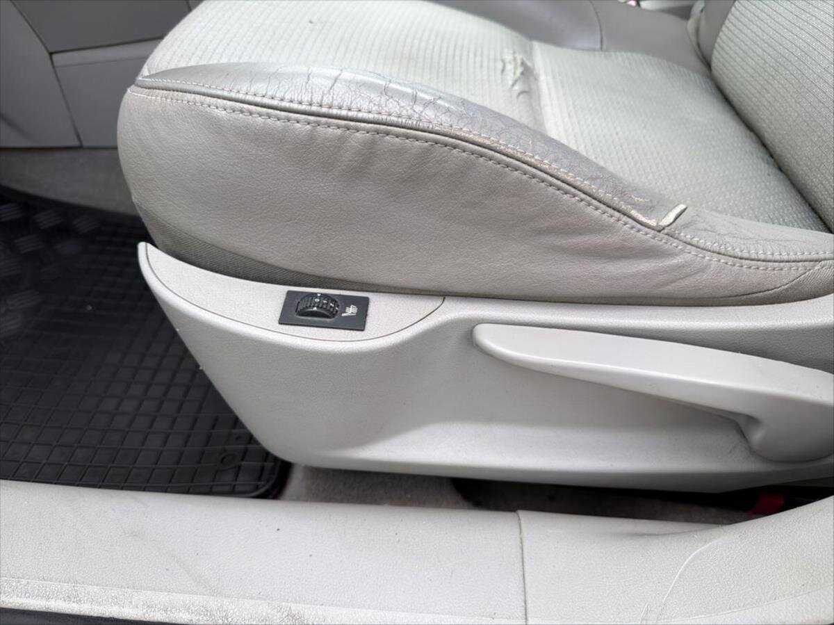 Peugeot 207 Hatchback 1,6 l 110 kw