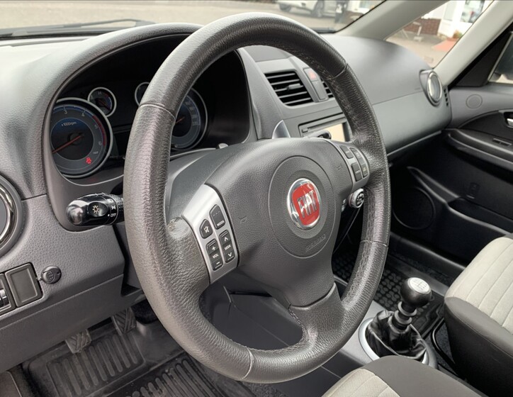 Fiat Sedici 23