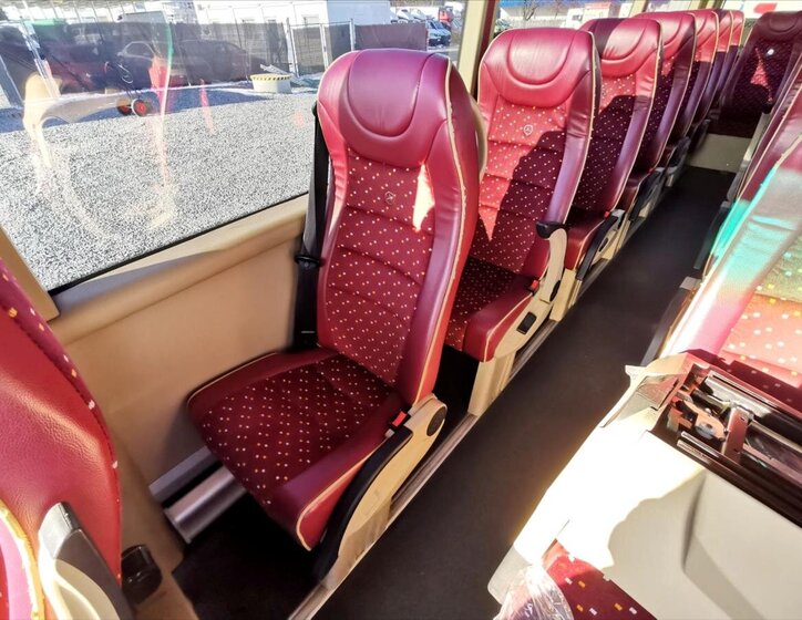 Mercedes-Benz Ostatní 18