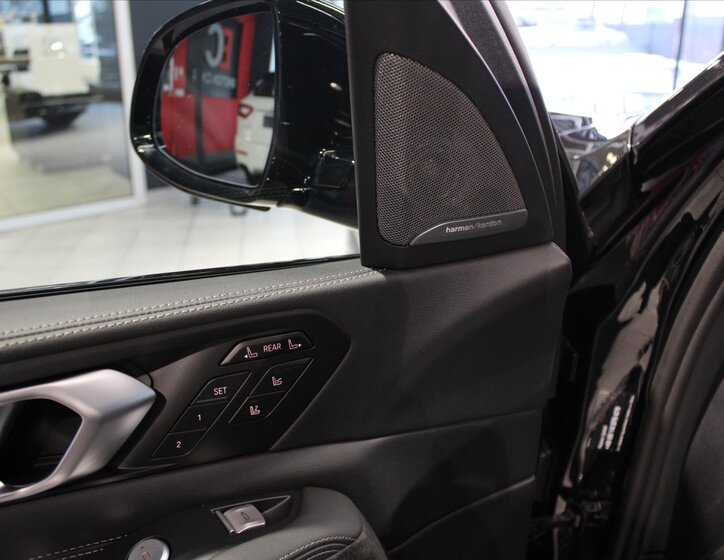 BMW X7 SUV 3,0 l 250 kw