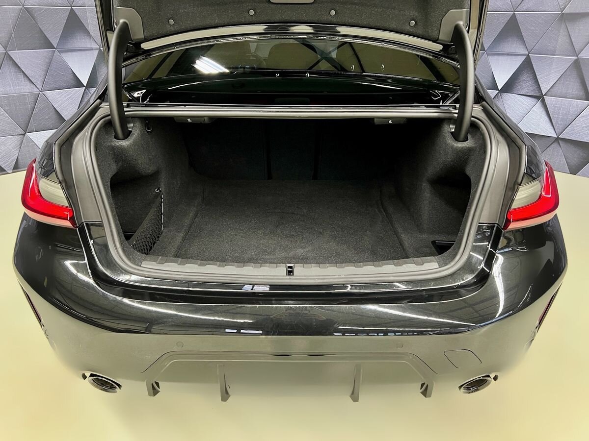 BMW Řada 3 Sedan / Limuzína 2,0 l 140 kw