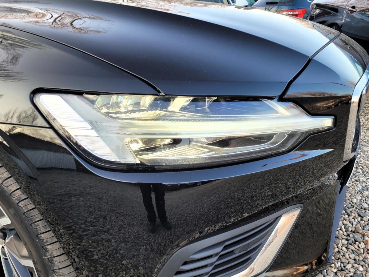 Volvo V60 Kombi 2,0 l 251 kw