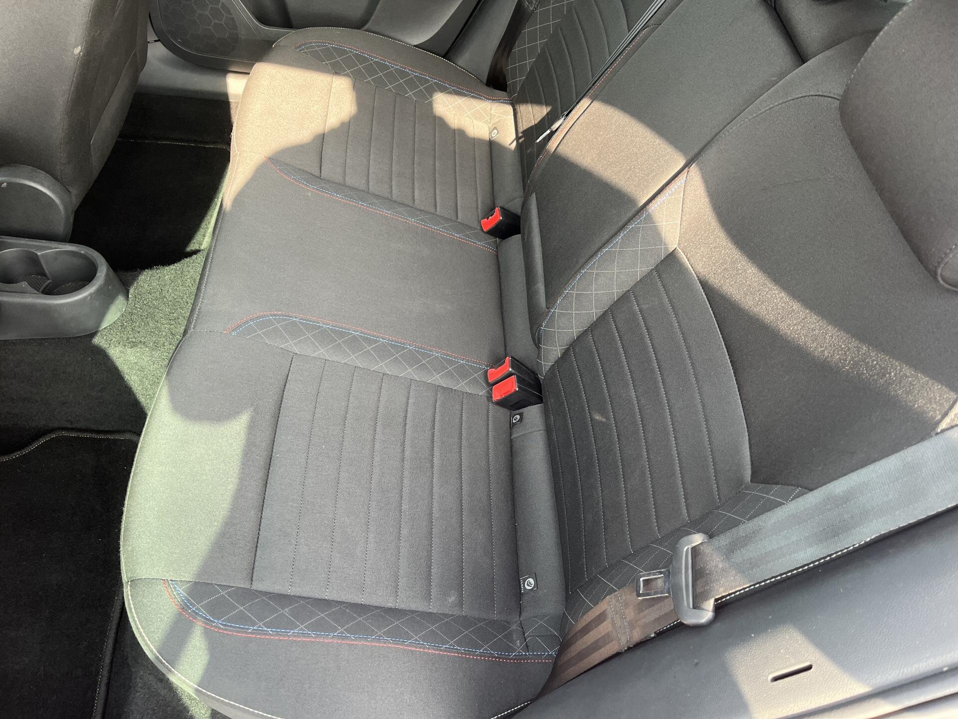 Škoda Rapid Hatchback 999,0 70 kw