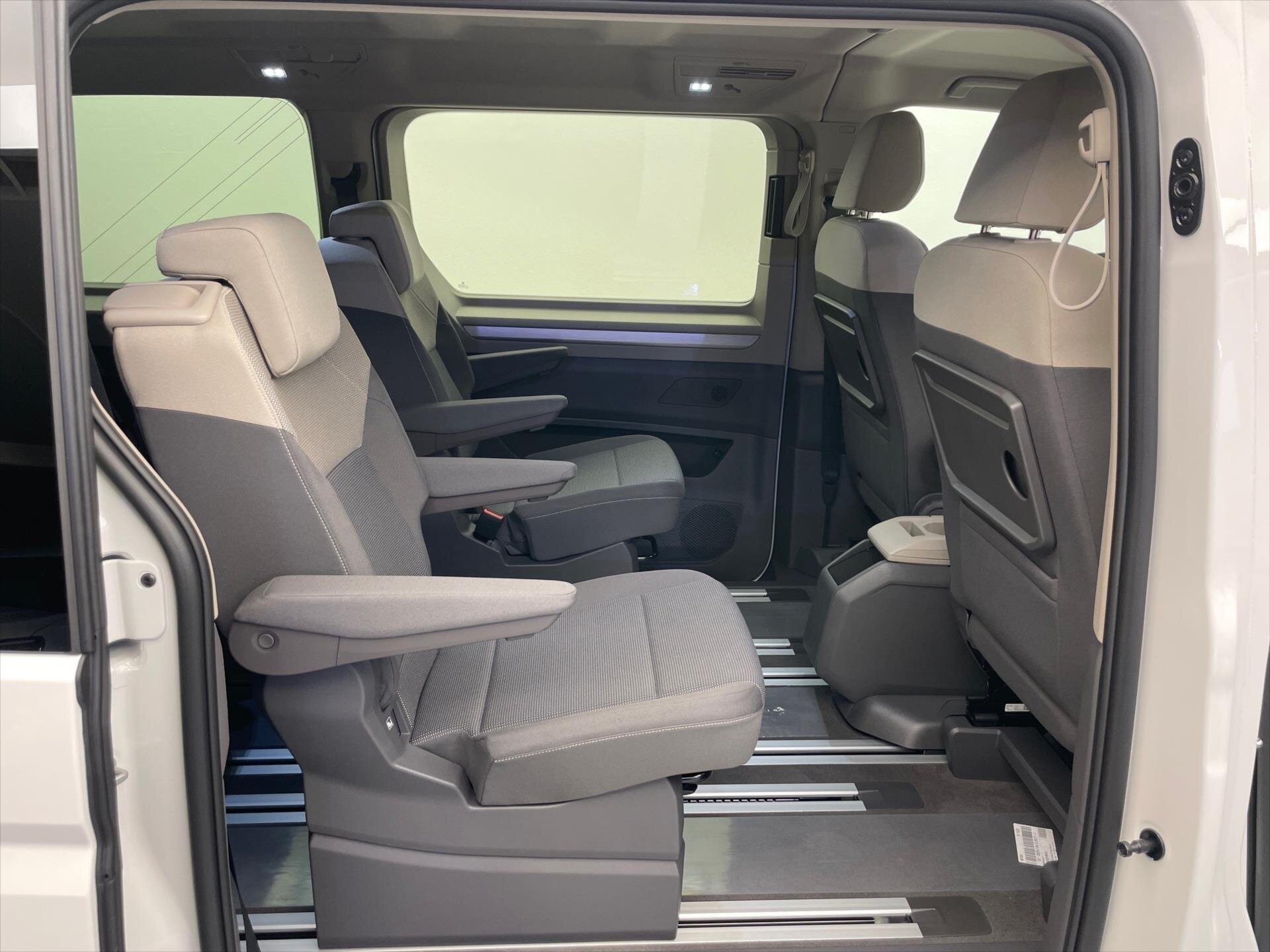 Volkswagen Multivan Ostatní 2,0 l 110 kw