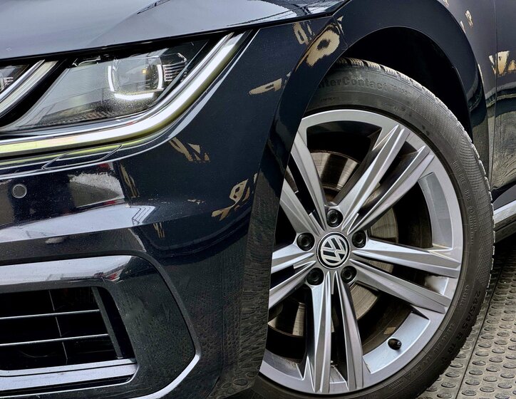 Volkswagen Arteon Liftback 2,0 l 176 kw