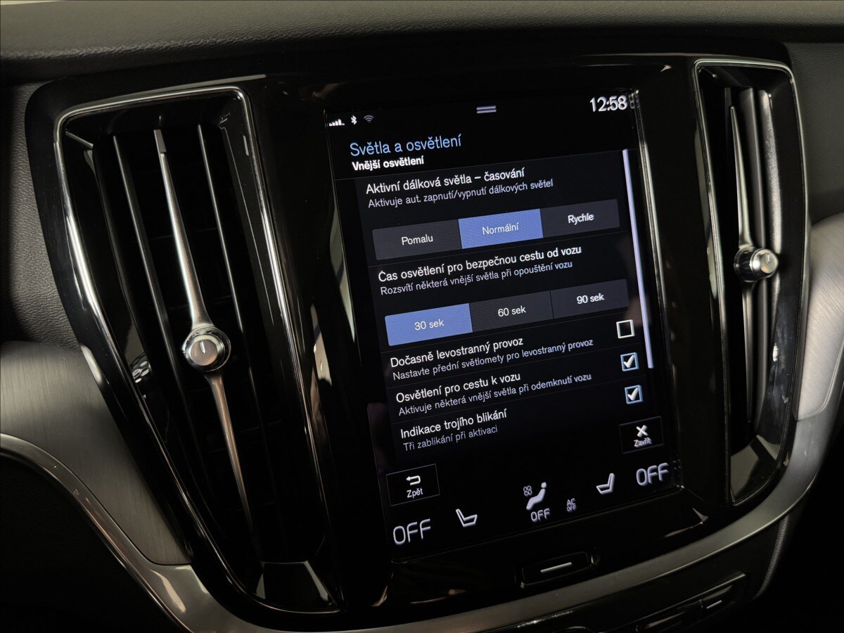 Volvo V60 Kombi 2,0 l 145 kw