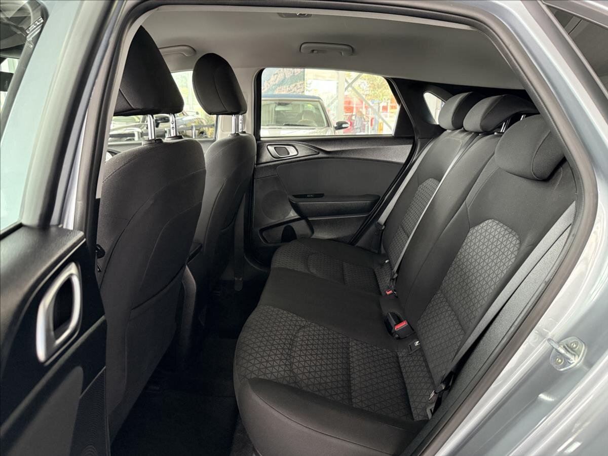 KIA Ceed Hatchback 998,0 73 kw