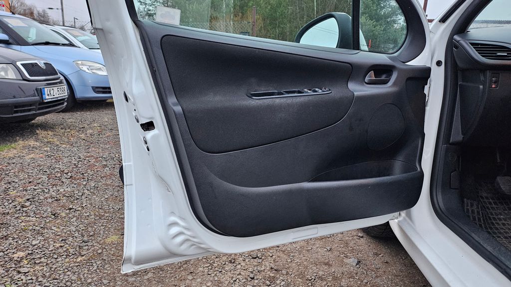 Peugeot 207 Hatchback 1,4 l 50 kw