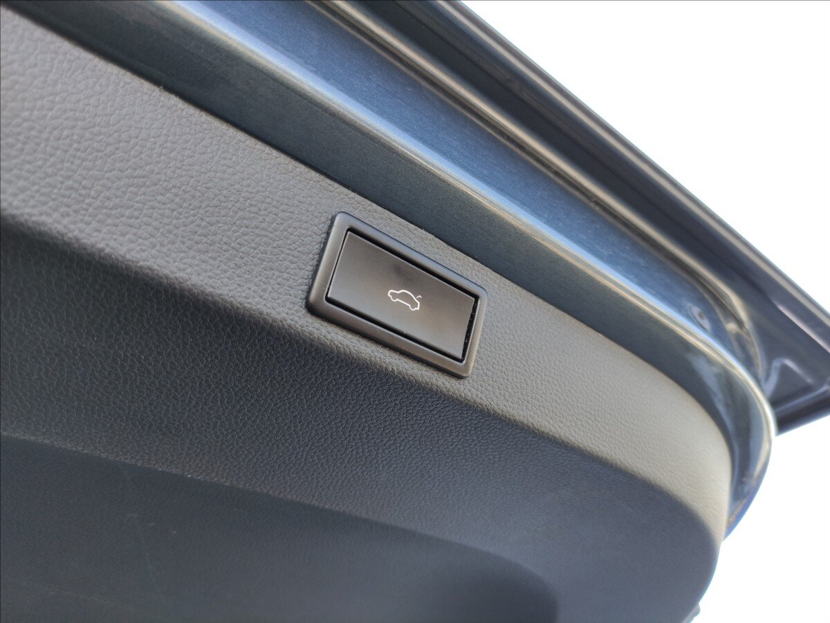 Škoda Karoq SUV / Terénní 2,0 l 110 kw