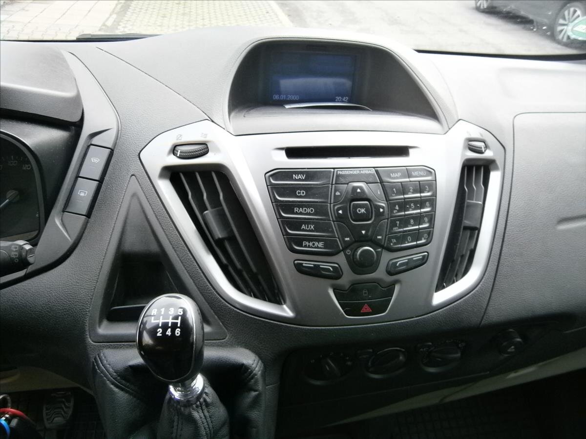 Ford Tourneo Custom Kombi 2,2 l 114 kw