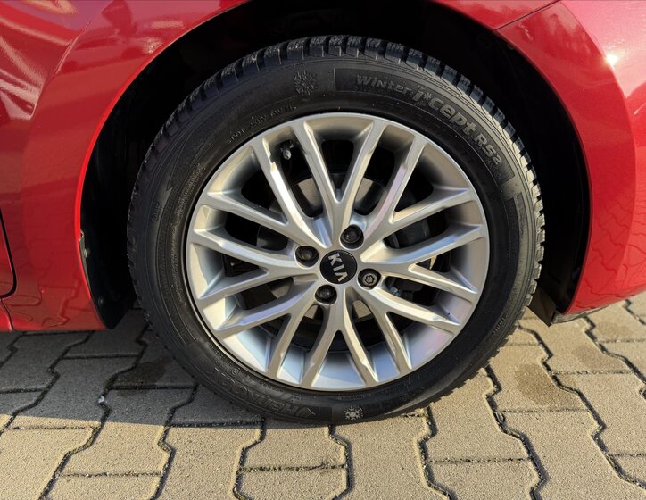 KIA Rio Hatchback 1,4 l 73 kw