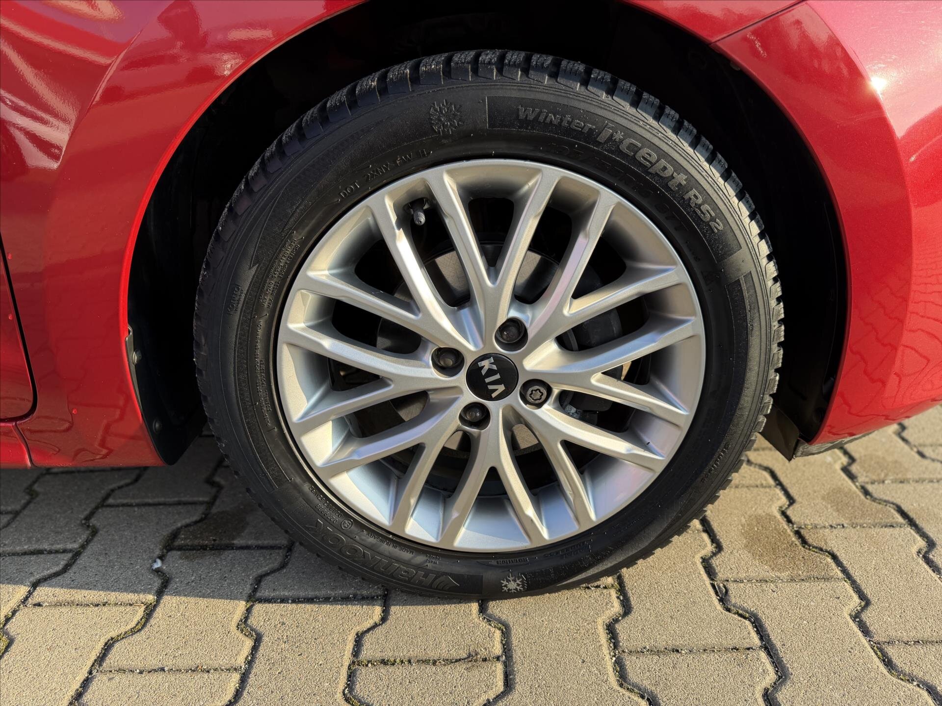 KIA Rio Hatchback 1,4 l 73 kw