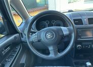 Suzuki SX4 12