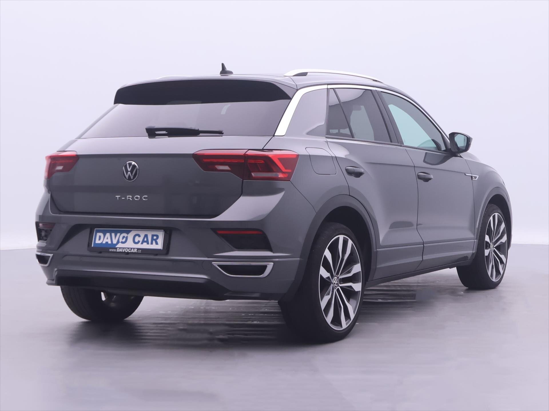 Volkswagen T-Roc SUV 1,5 l 110 kw