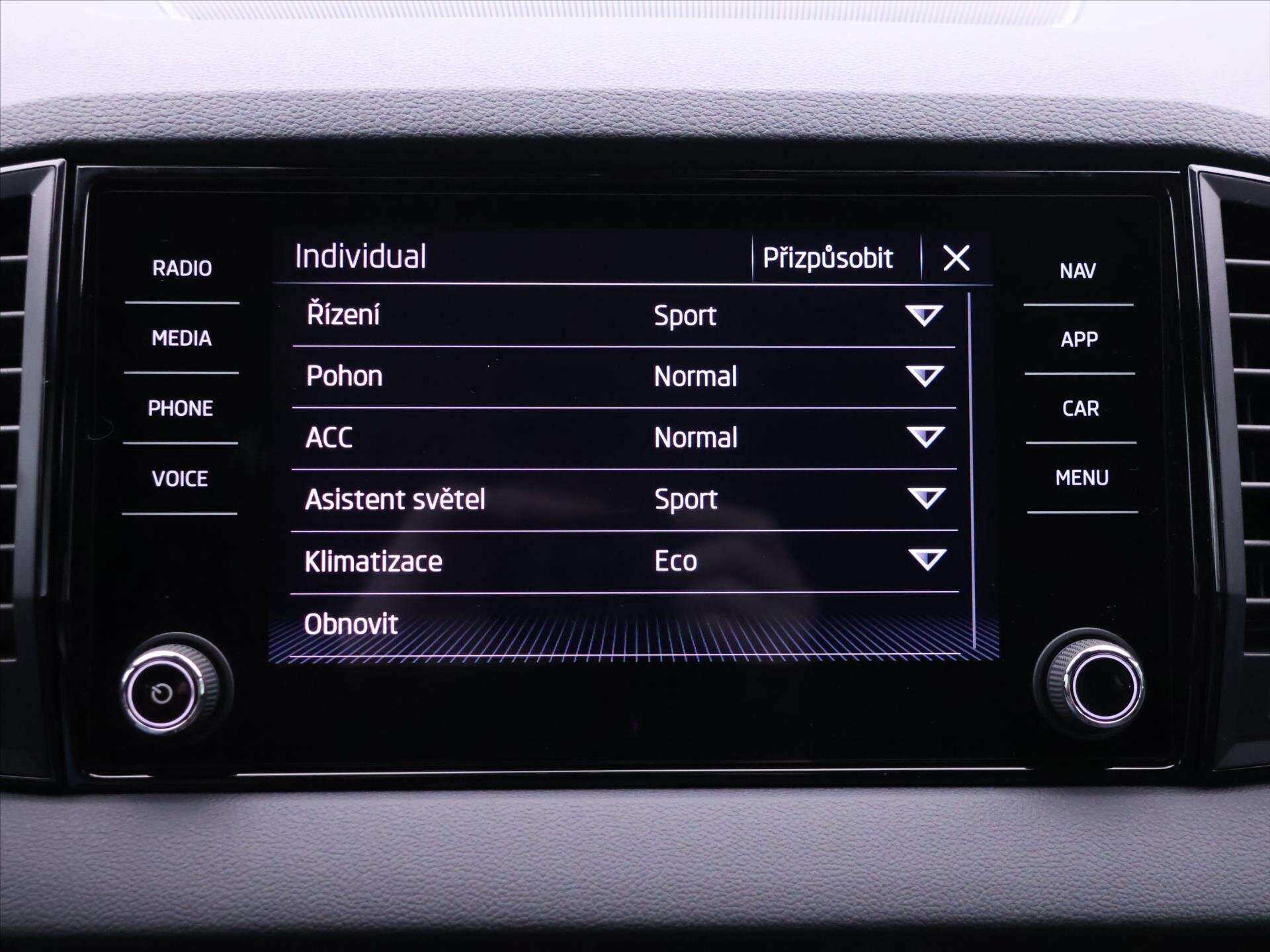 Škoda Karoq SUV 2,0 l 110 kw