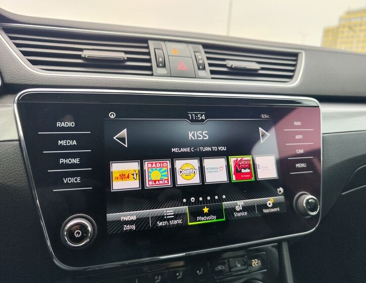 Škoda Superb Liftback 2,0 l 147 kw