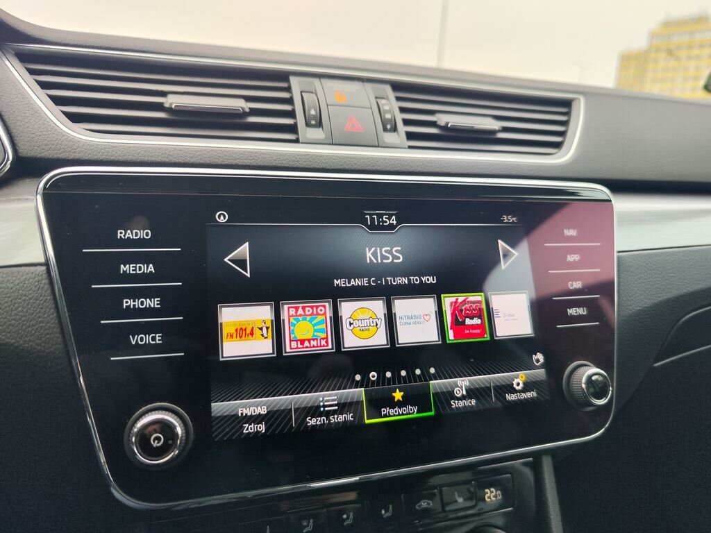 Škoda Superb Liftback 2,0 l 147 kw