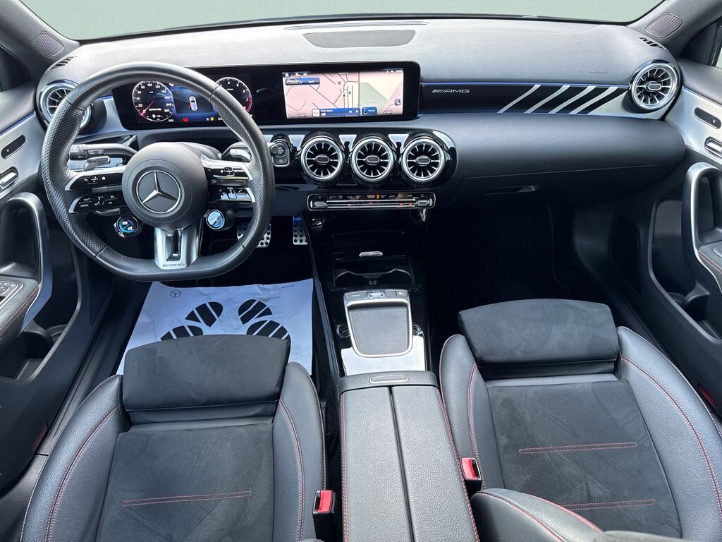 Mercedes-Benz Třídy A Hatchback 0,0 225 kw
