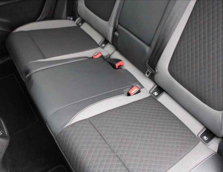 Opel Grandland X SUV 2,0 l 130 kw