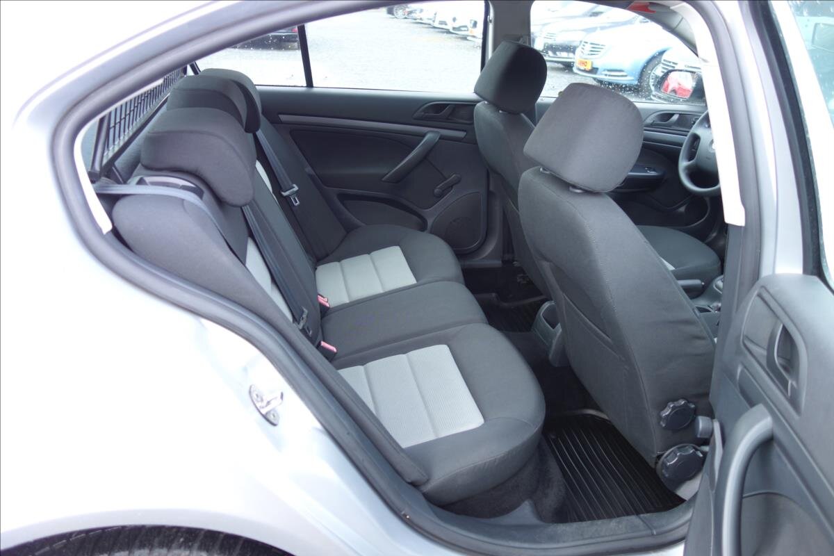 Škoda Octavia Liftback 1,6 l 75 kw