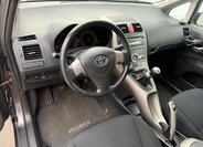 Toyota Auris 7