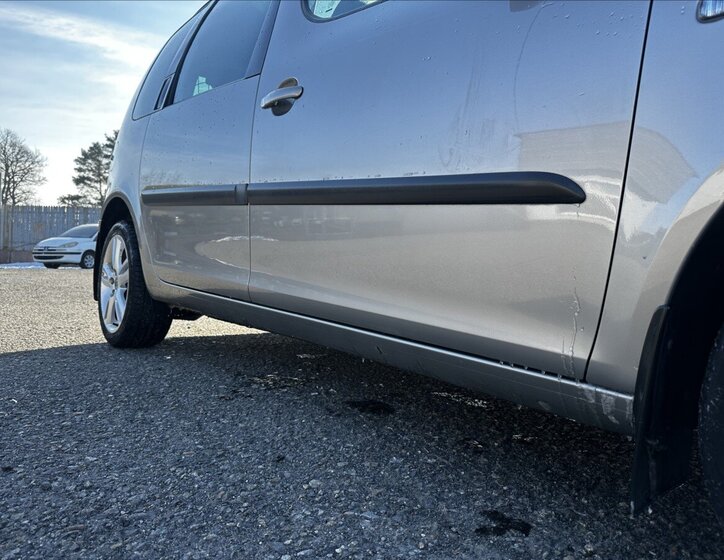 Škoda Roomster Kombi 1,6 l 77 kw