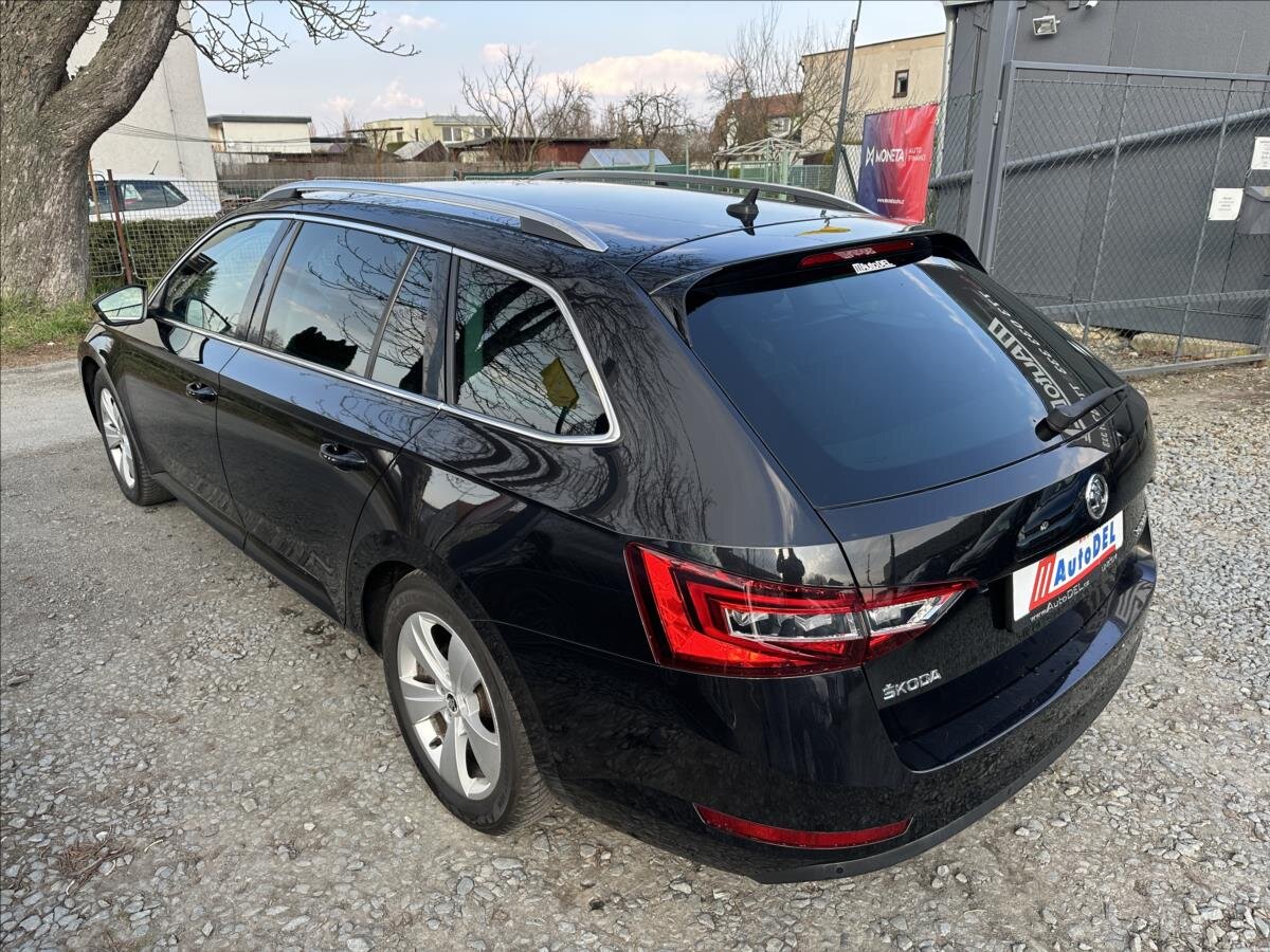 Škoda Superb Kombi 2,0 l 140 kw