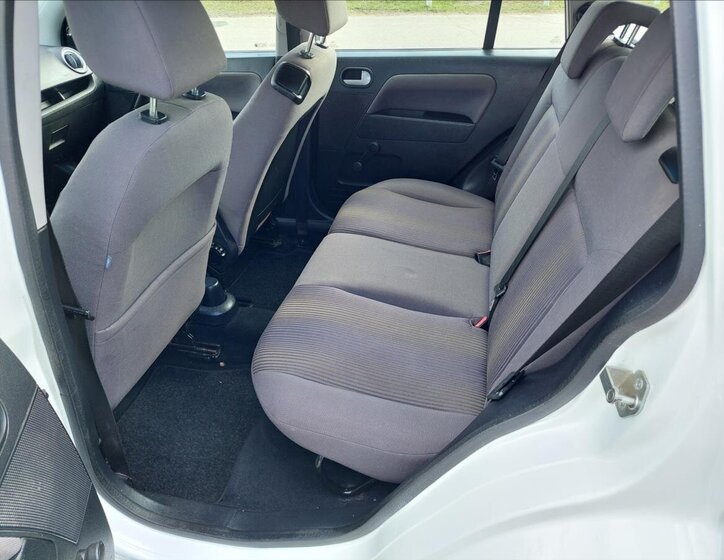 Ford Fusion Hatchback 1,4 l 59 kw