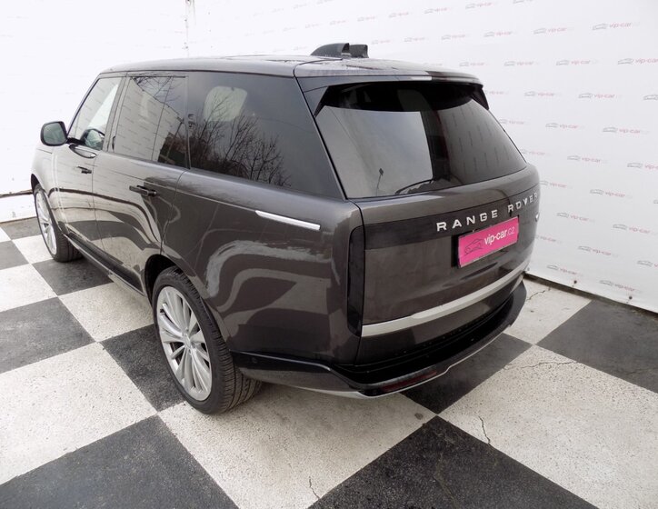 Land Rover Range Rover SUV 4,4 l 390 kw