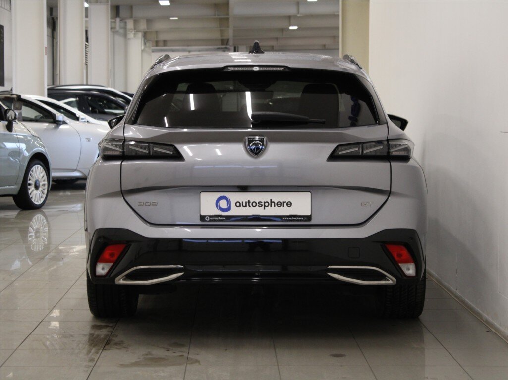 Peugeot 308 Kombi 1,2 l 96 kw