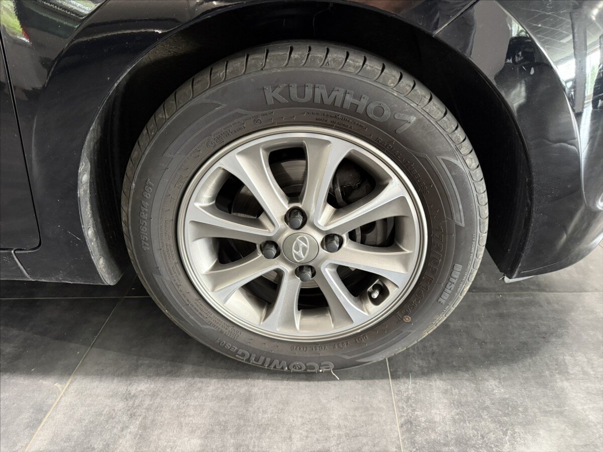 Hyundai i10 Hatchback 1,2 l 64 kw