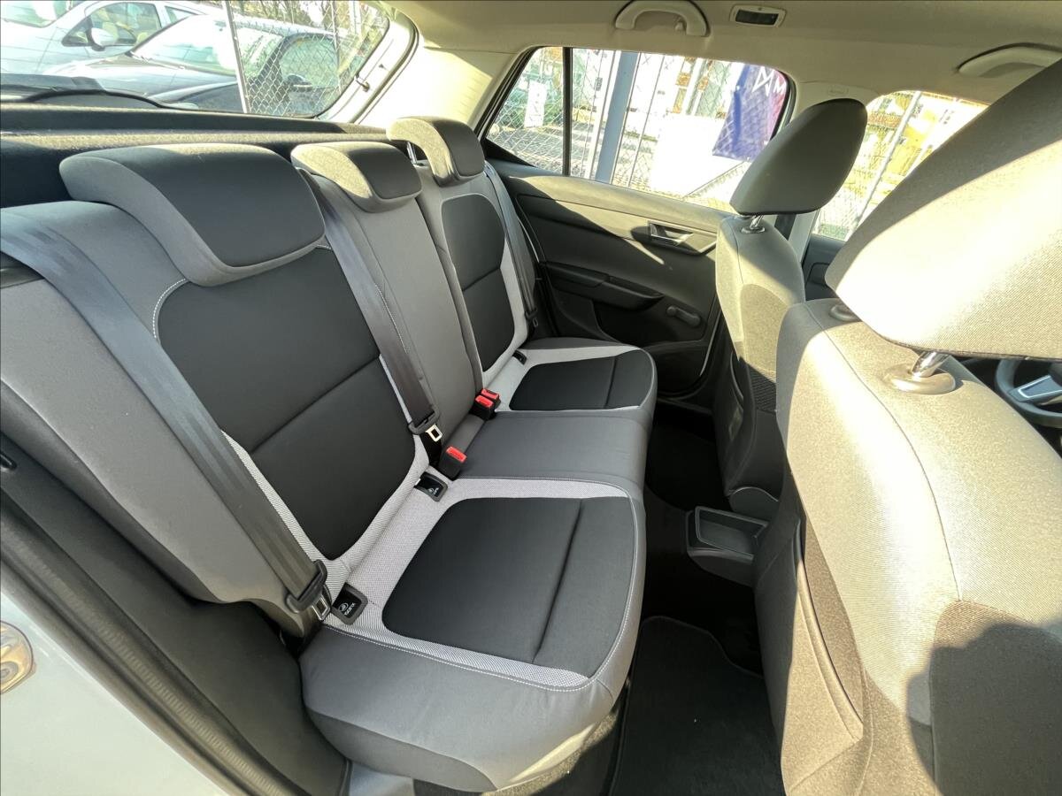 Škoda Fabia Hatchback 1,2 l 66 kw