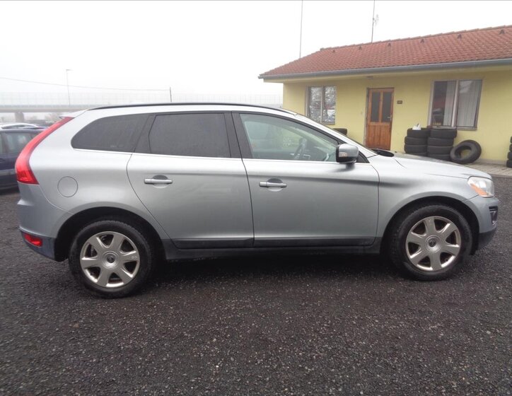 Volvo XC60 7