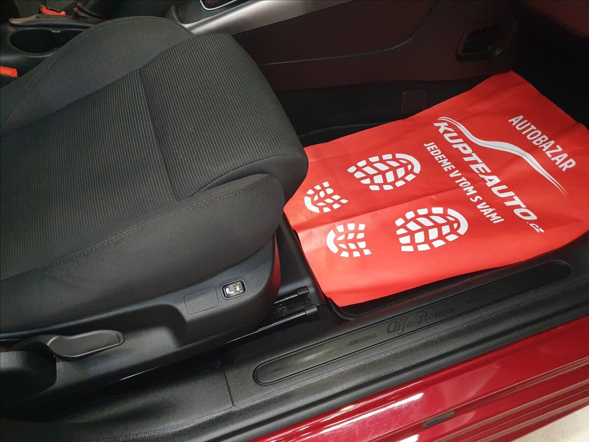 Alfa Romeo Giulietta Kombi 2,0 l 103 kw