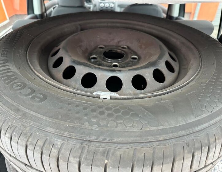 Volkswagen Touran MPV 1,6 l 77 kw