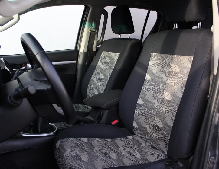 Toyota Hilux Pick-up 2,4 l 110 kw