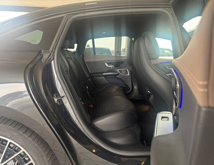 Mercedes-Benz EQE Sedan / Limuzína 0,0 350 kw