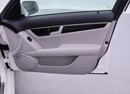 Mercedes-Benz Třídy C 12