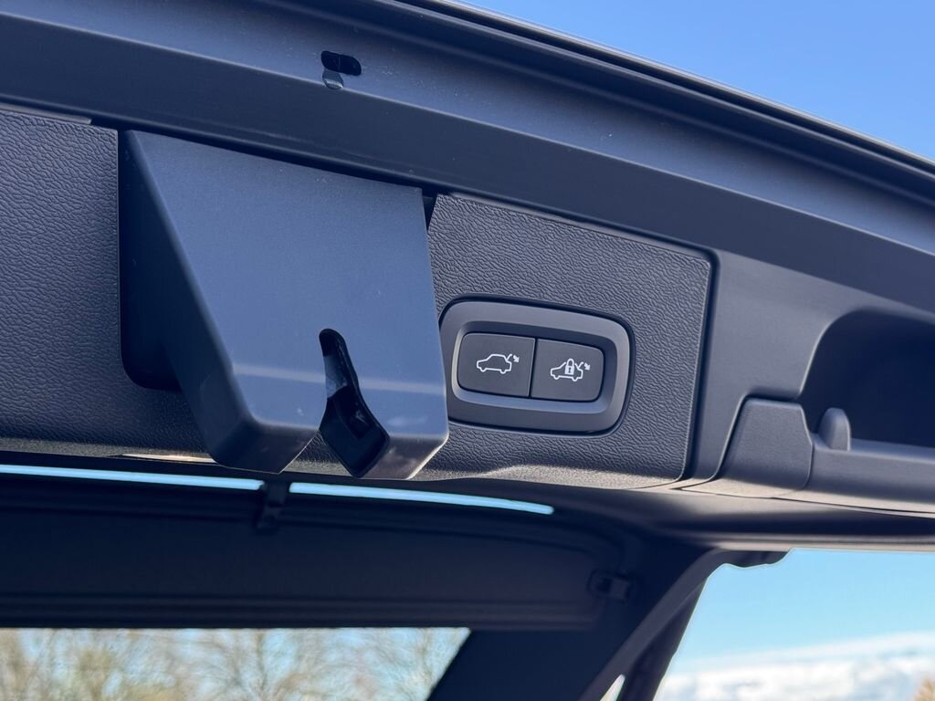 Volvo XC60 SUV / Terénní 2,0 l 184 kw