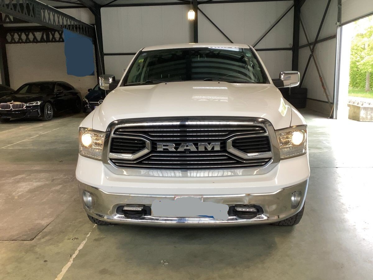 Dodge RAM Pick-up 5,7 l 295 kw