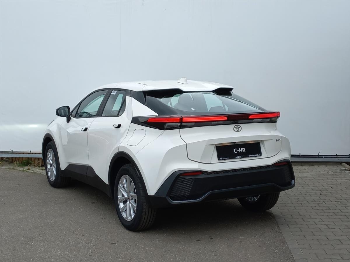Toyota C-HR CUV / Crossover 1,8 l 0