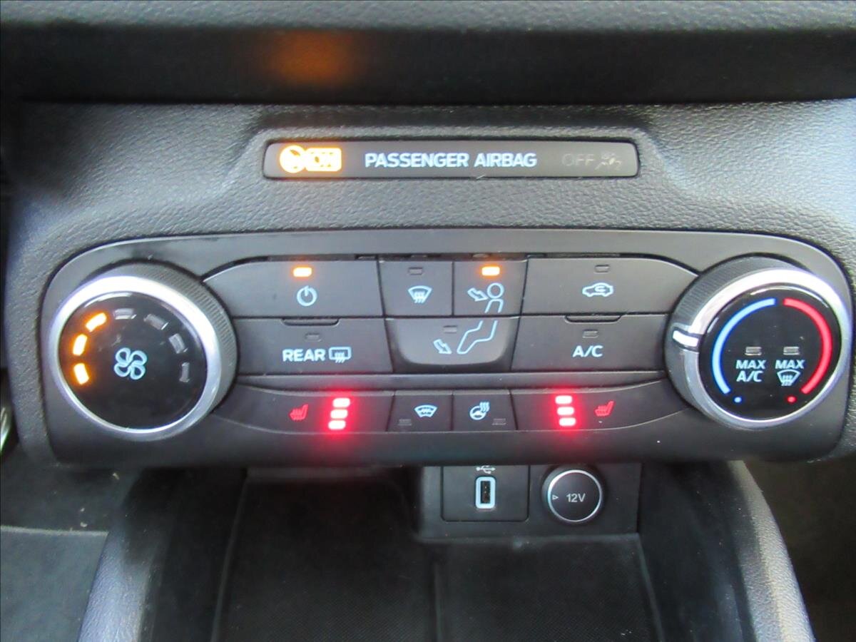 Ford Focus Kombi 1,5 l 70 kw