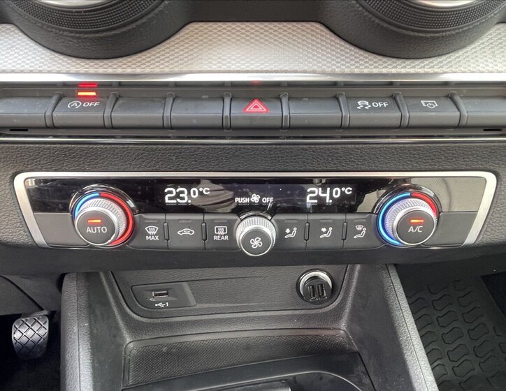 Audi Q2 SUV / Terénní 1,5 l 110 kw