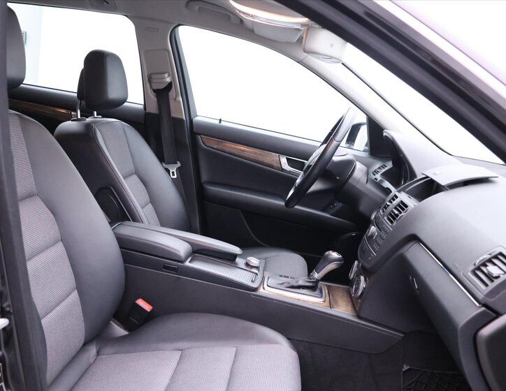 Mercedes-Benz Třídy C Kombi 1,8 l 115 kw