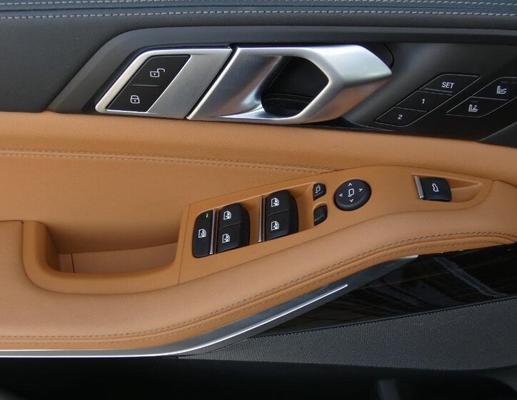 BMW X5 SUV / Terénní 3,0 l 210 kw