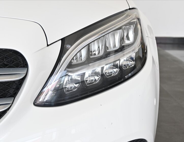 Mercedes-Benz Třídy C Kombi 2,0 l 143 kw