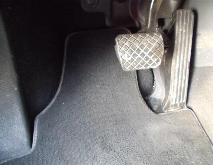 Volkswagen Touran MPV 1,6 l 77 kw