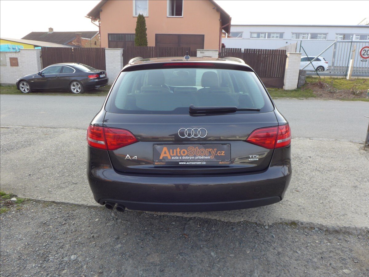 Audi A4 Kombi 2,0 l 105 kw